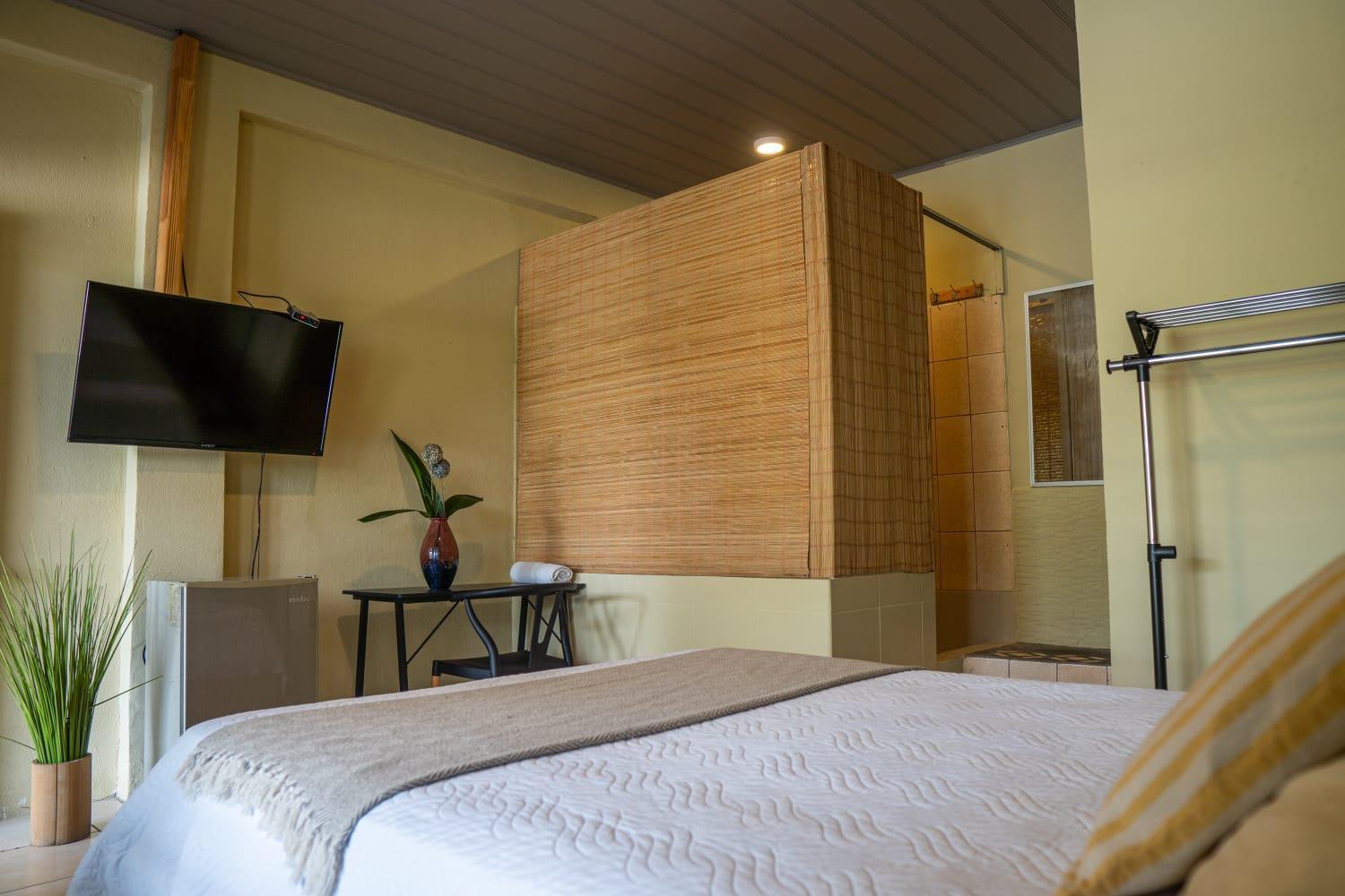 Hotel Y Cabinas Del Tropico กวาปิเลส ภายนอก รูปภาพ